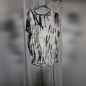 Torrid Tye dye tshirt